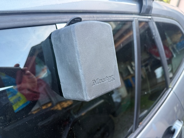 Coffre à clés voiture Suisse